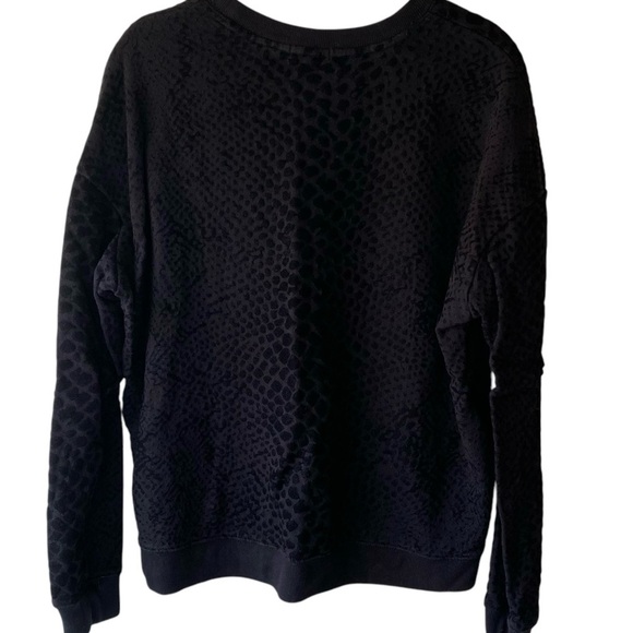 Rails Black Marlo Flocked Cobra
Pattern Side Zippers Cropped
Sweatshirt Top SZ M - Picture 5 of 13